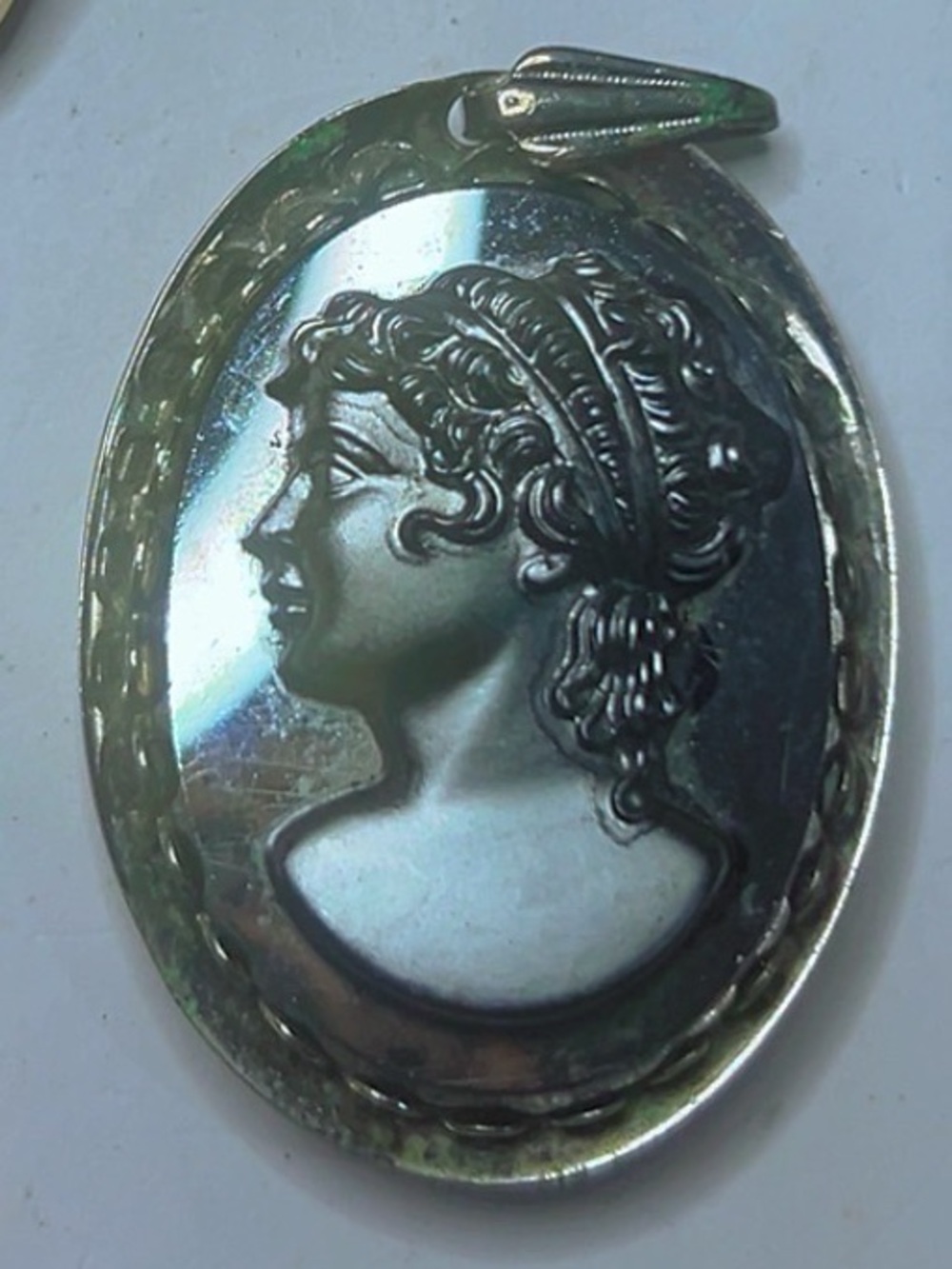 Classic Cameo Silhouette Pendant - Silver Tone